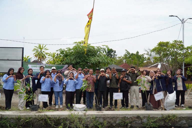 KMMD Mengabdi 2026: Kolaborasi Penanaman Pohon, Pelestarian Kearifan Lokal, dan Edukasi Pengelolaan Sampah di Desa Wisata Janti